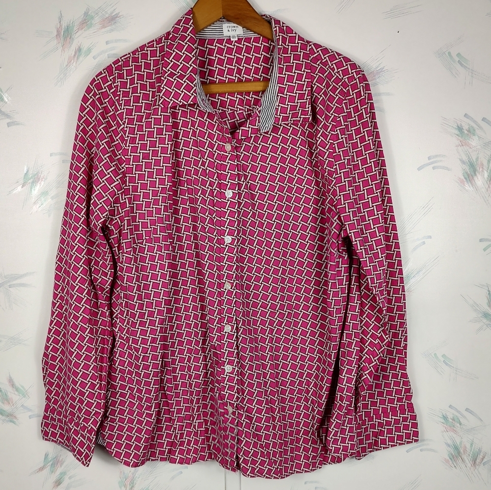 Crown & Ivy Pink Printed Button Down Shirt - Picture 1 of 13